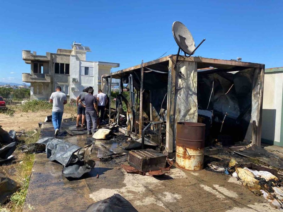 Antalya’da Otel Personelinin Kaldığı Yangında Konteyner Kullanılamaz Hale Geldi