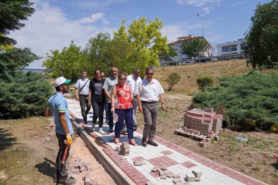 Başkan Ataç, Şehit Piyade Üsteğmen Onur İlkhan Parkı’nda İncelemeler Yaptı