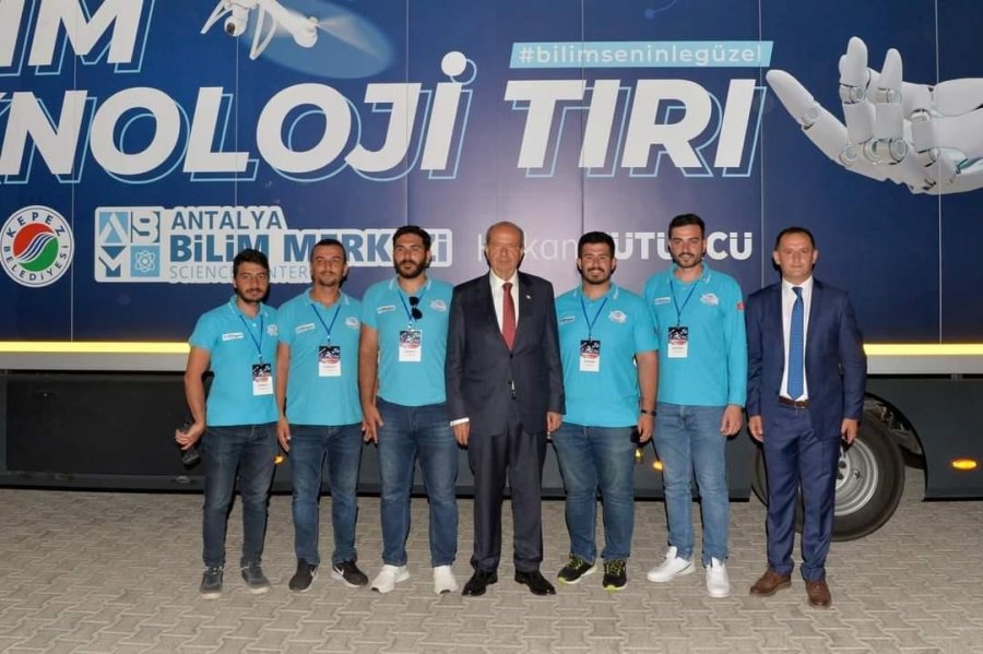 Kktc Cumhurbaşkanı Tatar, Mobil Bilim Teknoloji Tırı’nı Gezdi