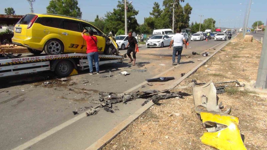 Mersin’de Trafik Kazası: 5 Yaralı