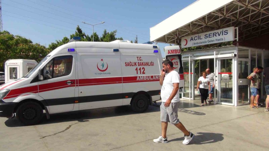 Mersin’de Trafik Kazası: 5 Yaralı