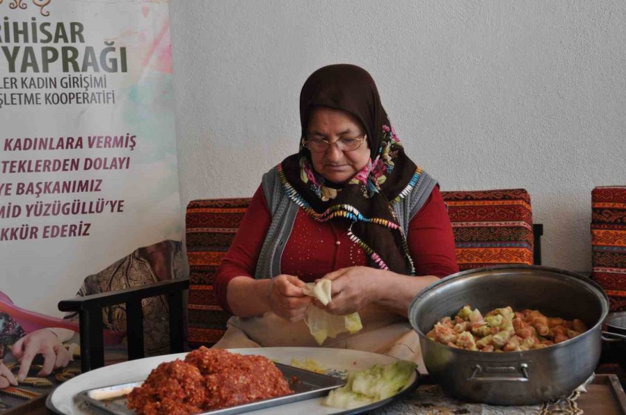 Sivrihisar’ın Üçgen Şeklindeki Özel Kelem Dolması