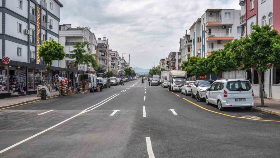 Antalyalı Hakkı Çavuş Caddesi’ne Yeni İmaj