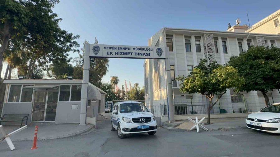 Mersin Merkezli 5 İlde Göçmen Kaçakçılığı Operasyonu: 15 Gözaltı Kararı