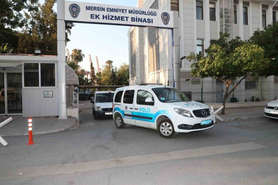 Mersin Merkezli 5 İlde Göçmen Kaçakçılığı Operasyonu: 5 Gözaltı