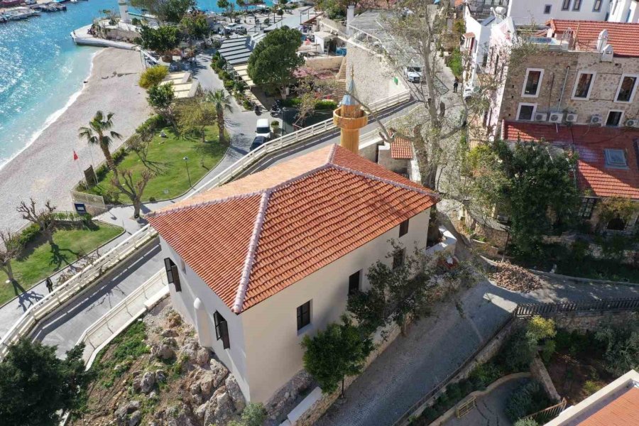 Kaş’taki 142 Yıllık Lami Bey Camii’nin Restorasyonu Tamamlandı