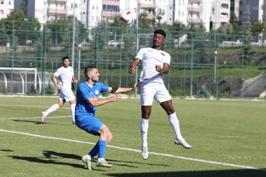 Hazırlık Maçı: Corendon Alanyaspor: 3 - Ç. Rizespor: 1