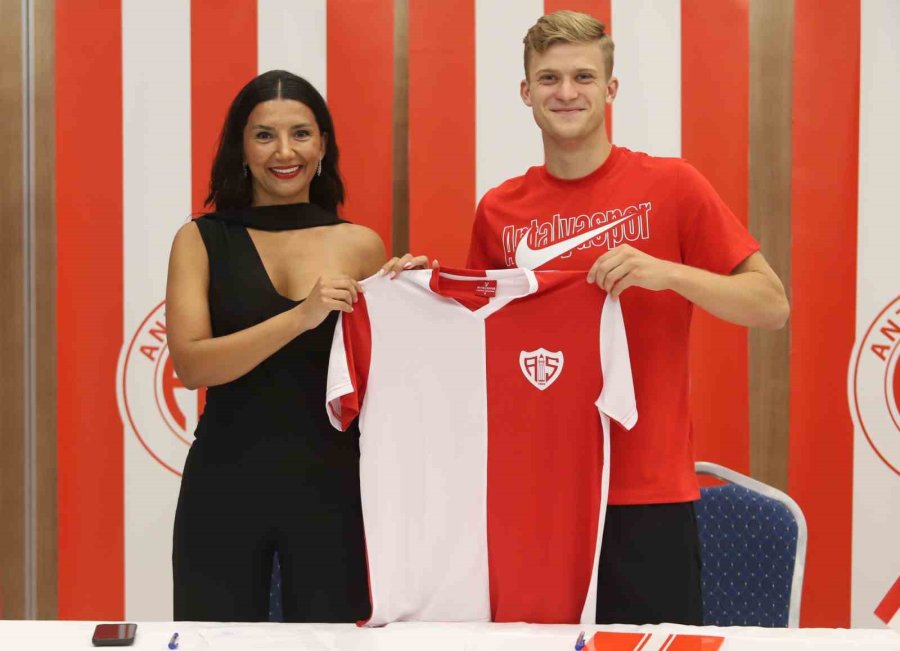 Jakub Kaluzinski Antalyaspor’da