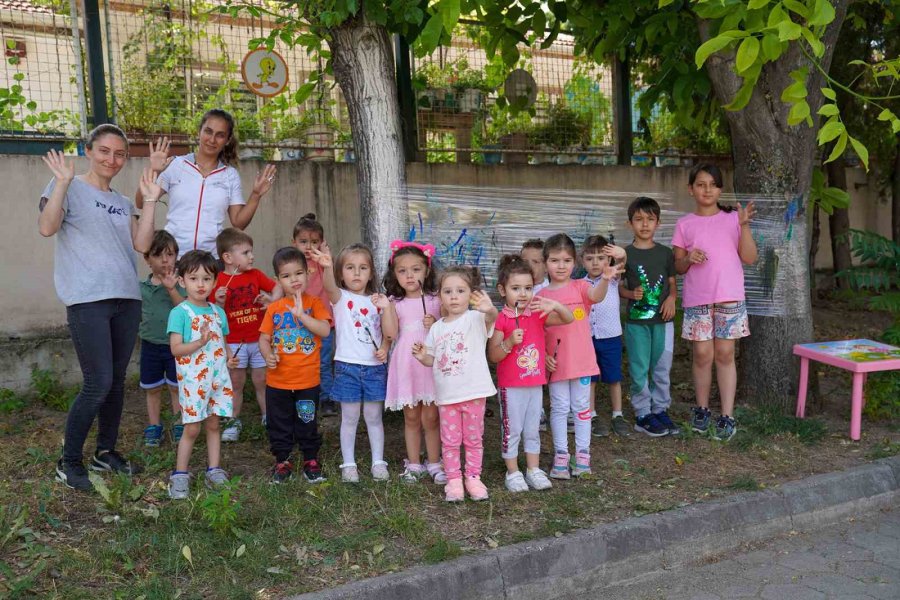 Oyunlarla Hem Öğreniyor, Hem Keşfetmenin Keyfini Yaşıyor Hem De Arkadaşlarıyla Sosyalleşiyorlar