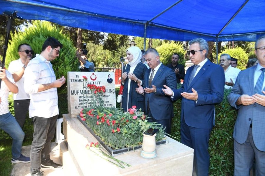 15 Temmuz’un 7. Yıl Dönümünde Şehitler Antalya’da Da Mezarı Başında Anıldı