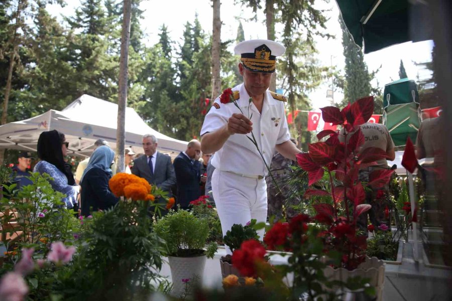 Mersin’de 15 Temmuz Şehitleri Anıldı