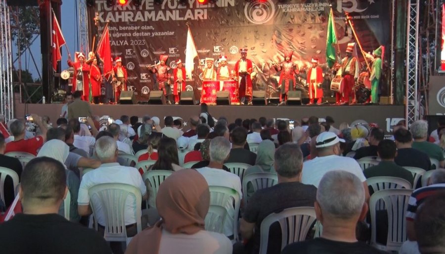 Antalya 15 Temmuz’da Tek Yürek Oldu