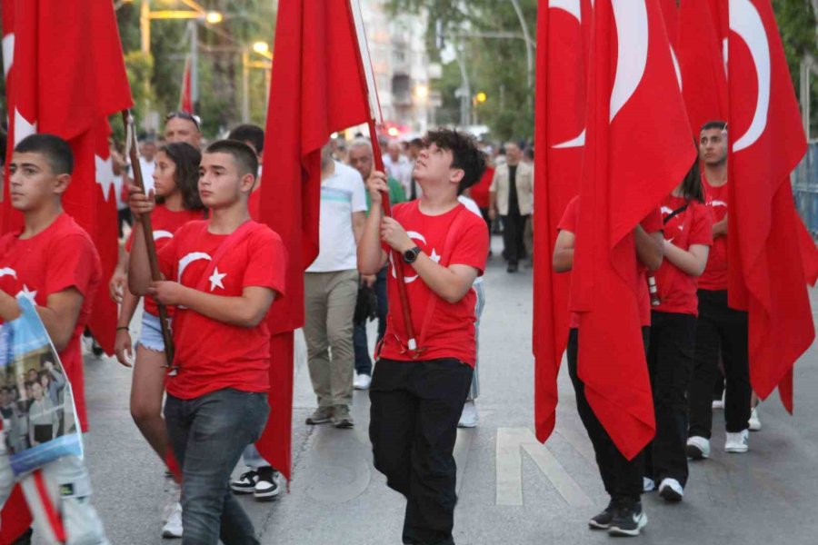 Antalya 15 Temmuz’da Tek Yürek Oldu