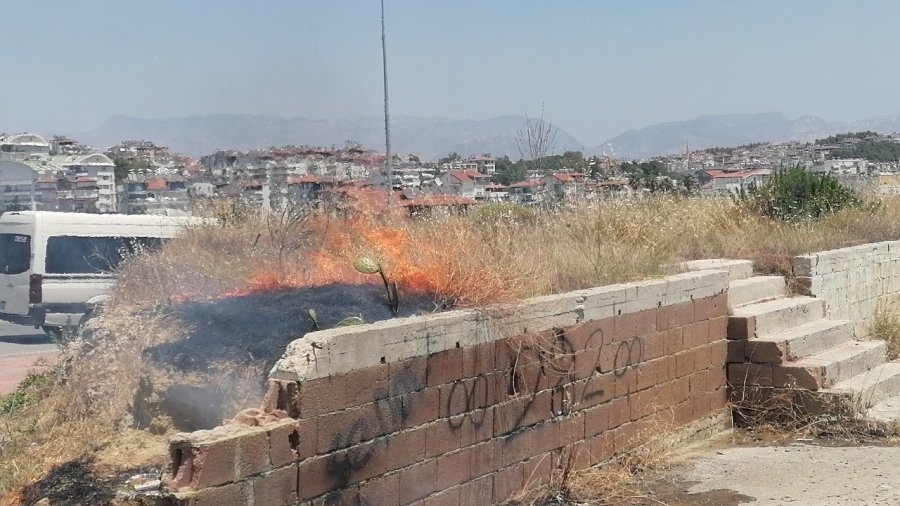 ’kamera Olsa Yakan Bulunurdu’ Dedi, Kamera Bulununca Kendisinin Yaktığı Anlaşıldı