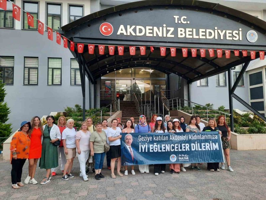 Akdenizli Kadınlar Gaziantep’i Gezdi