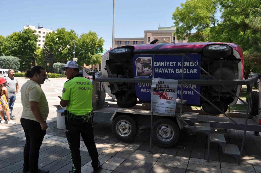 Emniyet Kemeri Takmanın Önemi Uygulamalı Olarak Anlatıldı