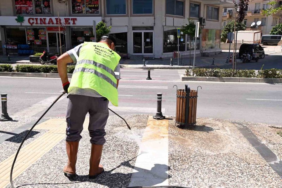 Manavgat Belediyesi, Temizlik Çalışmalarını Hızlandırdı