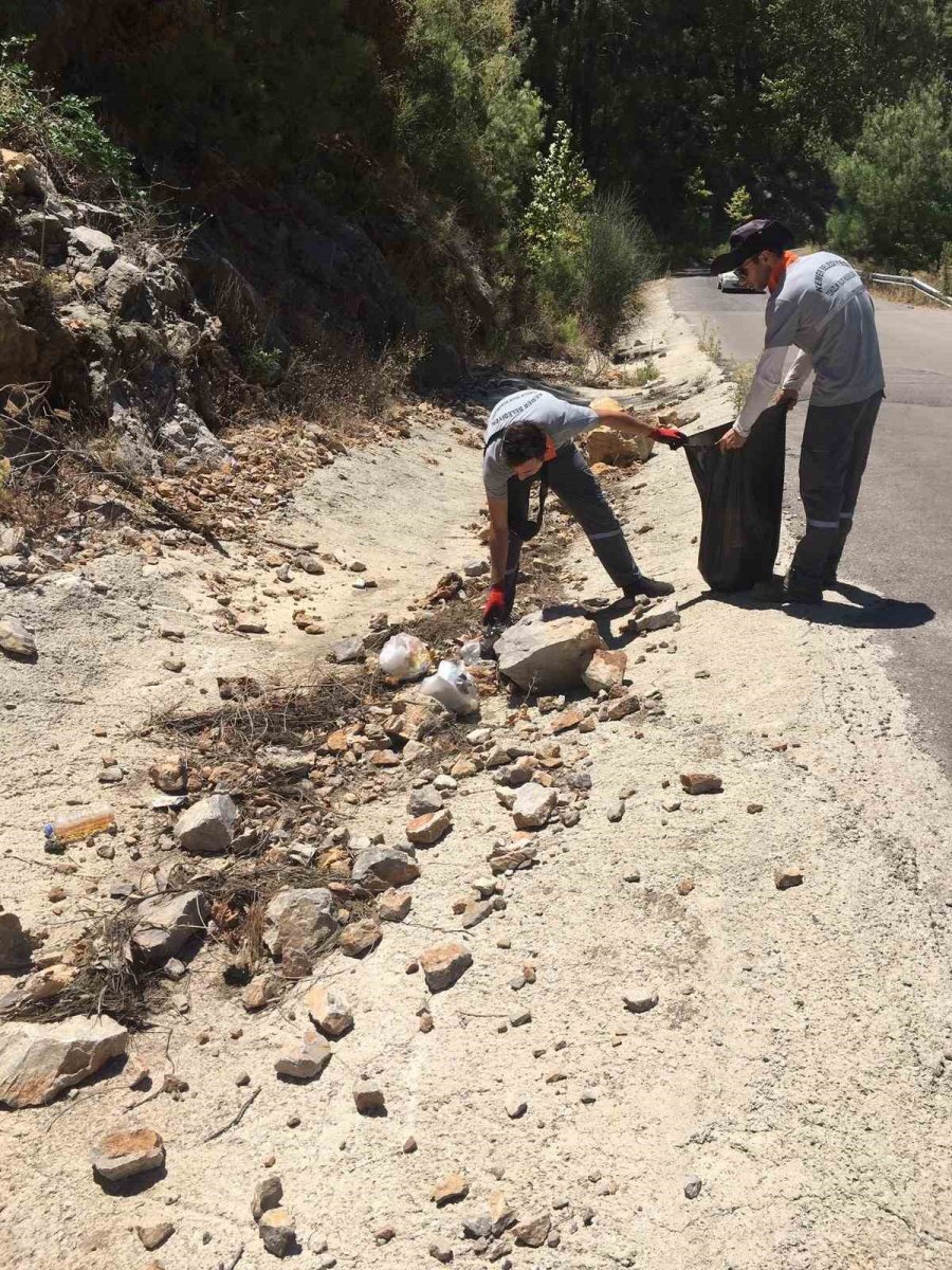 Kemer Belediyesi’nden Kırsal Kesimlerde Temizlik Çalışması