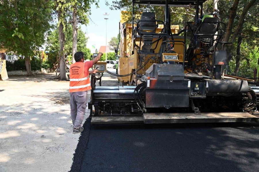 Manavgat Belediyesi, Asfalt Ve Yol Bakım Çalışmalarını Hızlandırdı