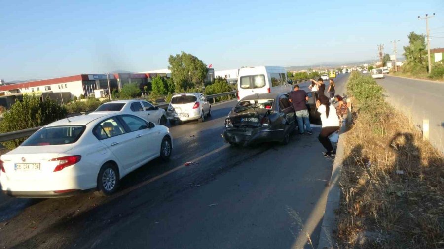 Kara Yolu Savaş Alanına Döndü, Kaza Güvenlik Kameralarına Yansıdı