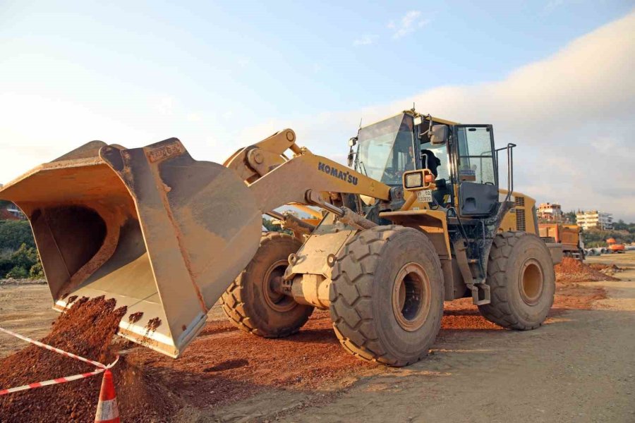 Kestel Yeni Üniversite Yolu’nda Kaldırım Çalışması Başlatıldı