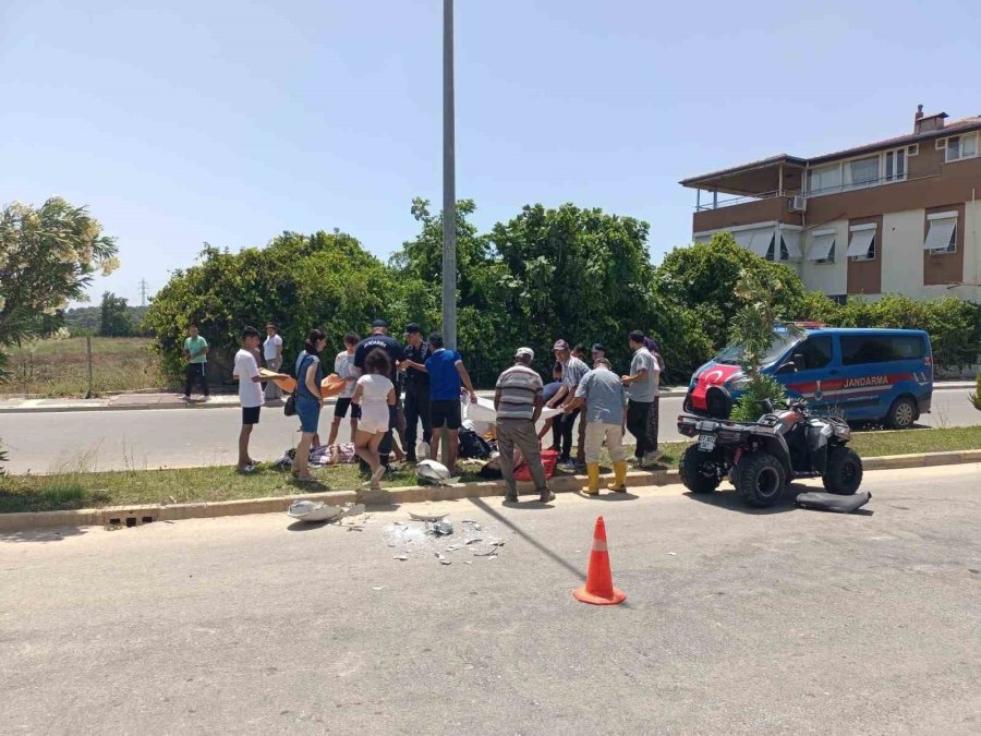 Belçikalı Turistleri Taşıyan Atv Kontrolden Çıkıp Direğe Çarpı:2 Yaralı