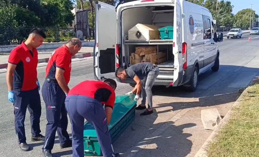 Mersin’de Feci Kaza: 2 Genç Hayatını Kaybetti