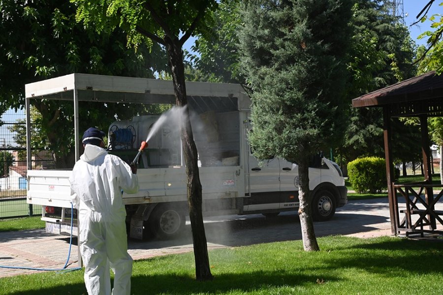 Selçuklu’da Haşere İlaçlaması Sürüyor