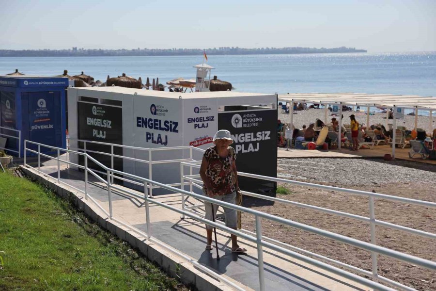 Konyaaltı Engelsiz Plajı Bu Yıl Da Engellilerin Gözdesi