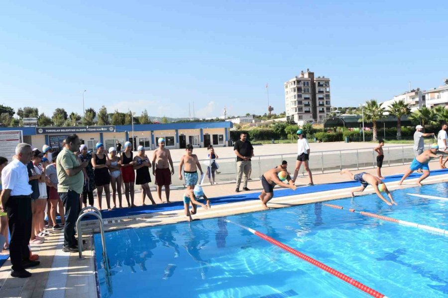 Toroslar Belediyesi Yaz Spor Okulları İlk Mezunlarını Verdi