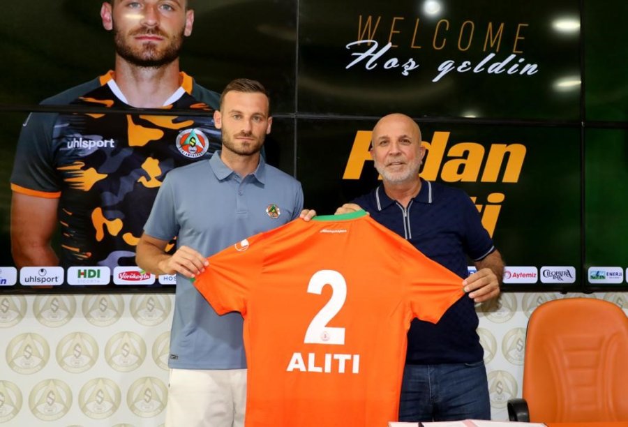 Fidan Aliti Corendon Alanyaspor’da