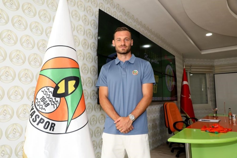 Fidan Aliti Corendon Alanyaspor’da