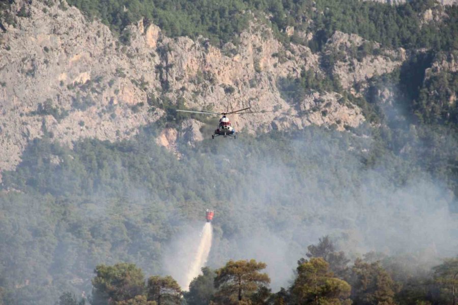 Bakan Ersoy’dan Kemer Yangını Açıklaması