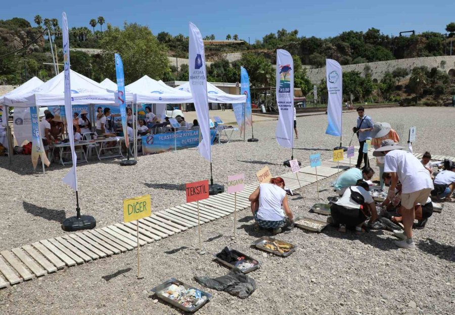 "plastiksiz Kıyılar, Plastiksiz Sular Projesi" Konyaaltı Sahili’nde Başladı