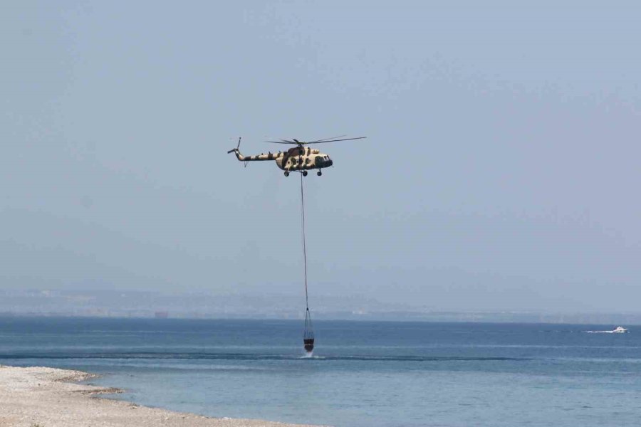 Kemer Yangınının 3’üncü Günde Etrafı Çevrildi