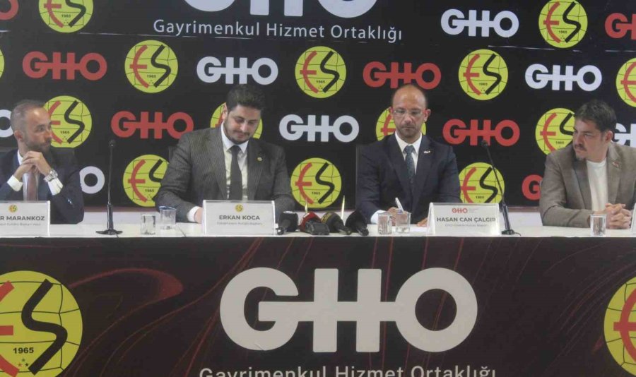 Eskişehirspor Yeni Forma Göğüs Sponsorunu Tanıttı