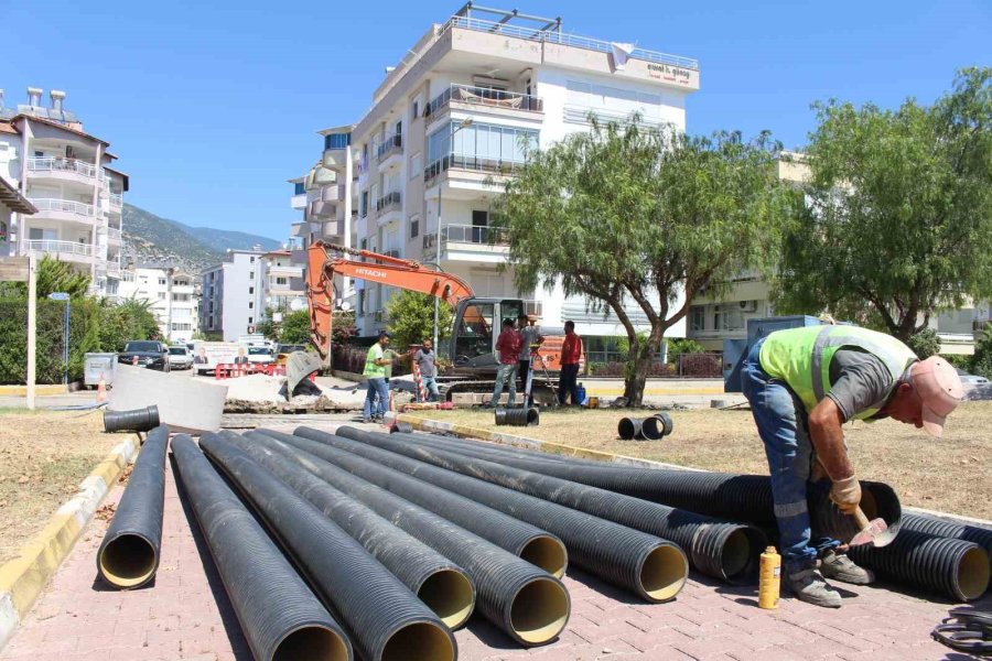 Finike Kanalizasyon Şebeke Hattı İnşaatında Sona Gelindi