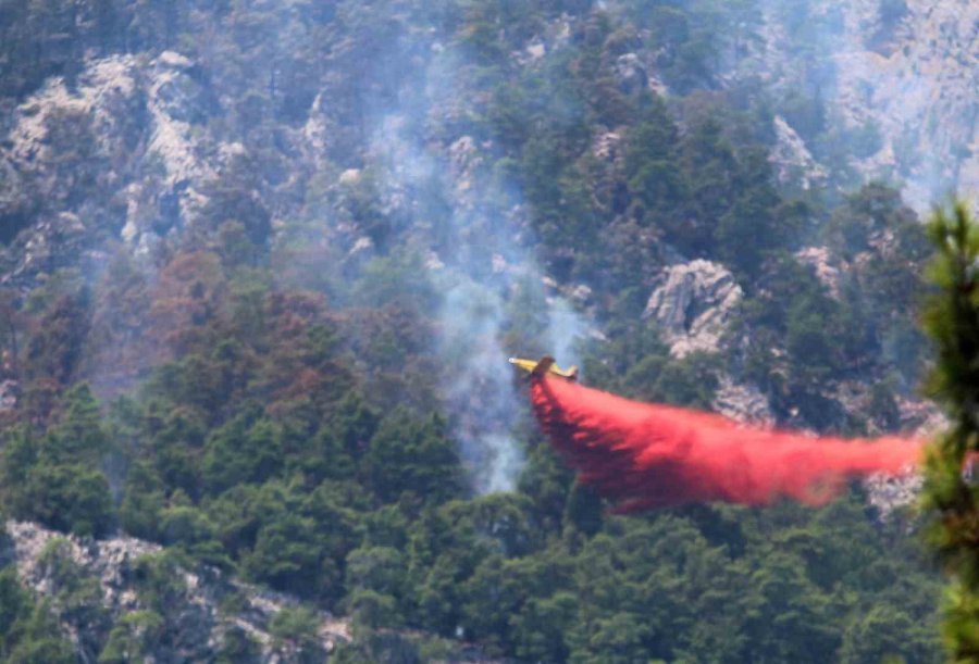 Antalya Kemer’deki Orman Yangını 4. Gününde Devam Ediyor