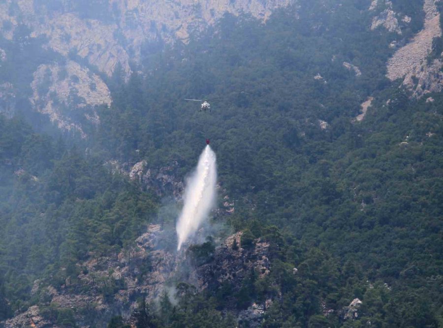 Antalya Kemer’deki Orman Yangını 4. Gününde Devam Ediyor