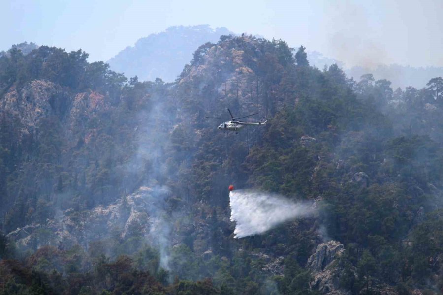 Antalya Kemer’deki Orman Yangını 4. Gününde Devam Ediyor