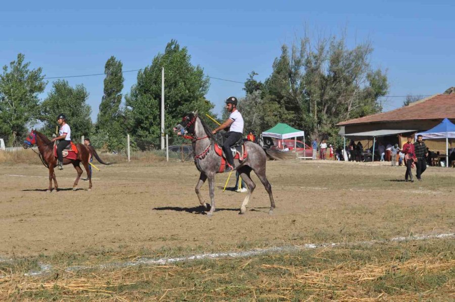 Eskişehir’in İlk Cirit Takımı Görkemli Bir Organizasyonla Duyuruldu