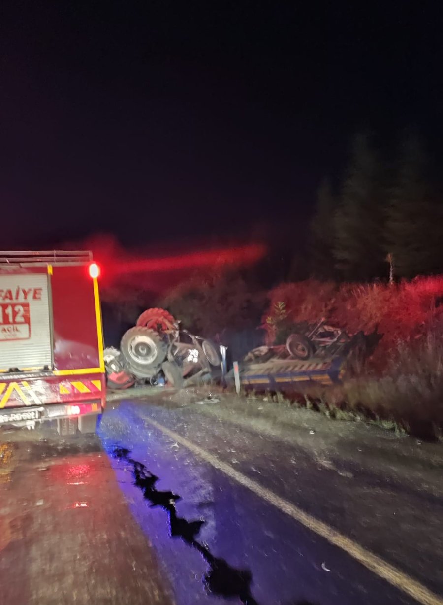 Eskişehir’de Yolcu Otobüsü İle Traktör Çarpıştı: Ölü Ve Yaralılar Var