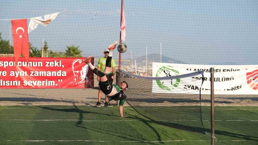 3’üncü Geleneksel Alanya Belediyesi Ayak Tenisi 100. Yıl Türkiye Kupası Yapıldı