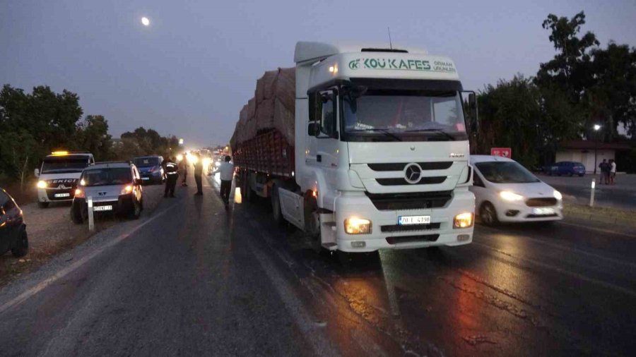 Yeşil Işık Yanınca Herkes İleri, Tır Geri Gitti: Sürücülerin Panik Anları Kameralara Yansıdı