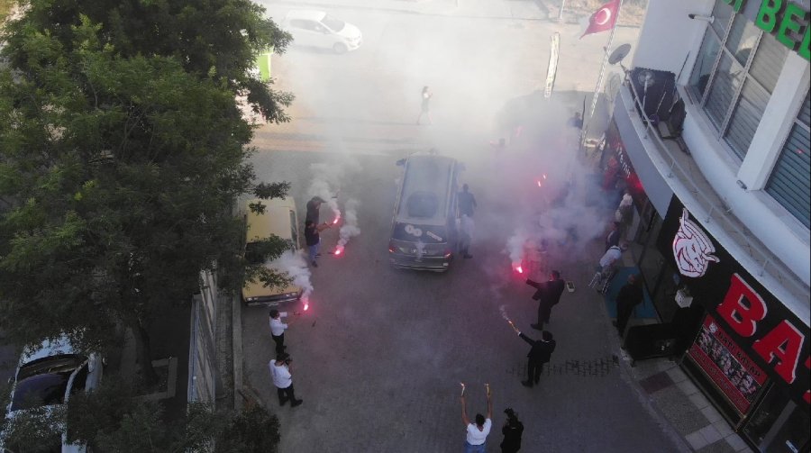 Deplasmanda Tanışan Eskişehirsporlu Çift Dünya Evine Girdi