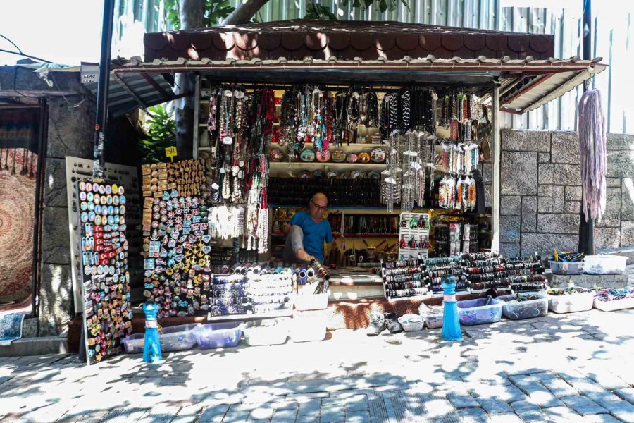 Doğduğunda Üzerine Kazan Kapatılıp Tarlada Ölüme Terk Edildi, Şimdi İse Herkese İlham Kaynağı Oluyor