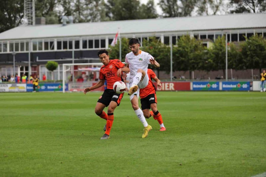 Hazırlık Maçı: Corendon Alanyaspor: 1 - Fc Volendam: 1