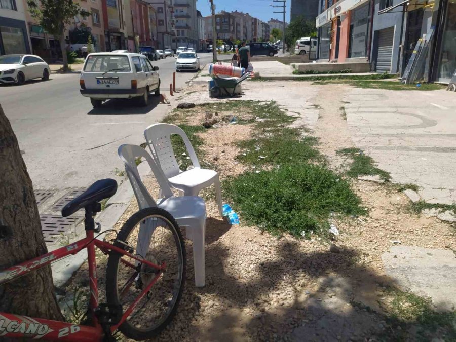 Emek Mahallesi Sorunlarına Çözüm Bekliyor