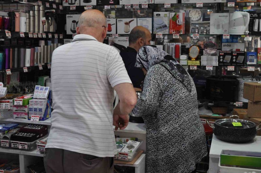 Sıcak Havalarda Sıvı İhtiyacının Artmasıyla Birlikte Suluk Talepleri Yoğunlaştı