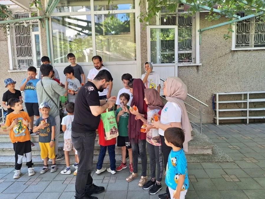 Yaz Kur’an Kursu Öğrencilerine Cami Gezisi